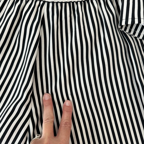 VINTAGE 90s vest and high waisted shorts set w vertical white and black stripes - Picture 13 of 15